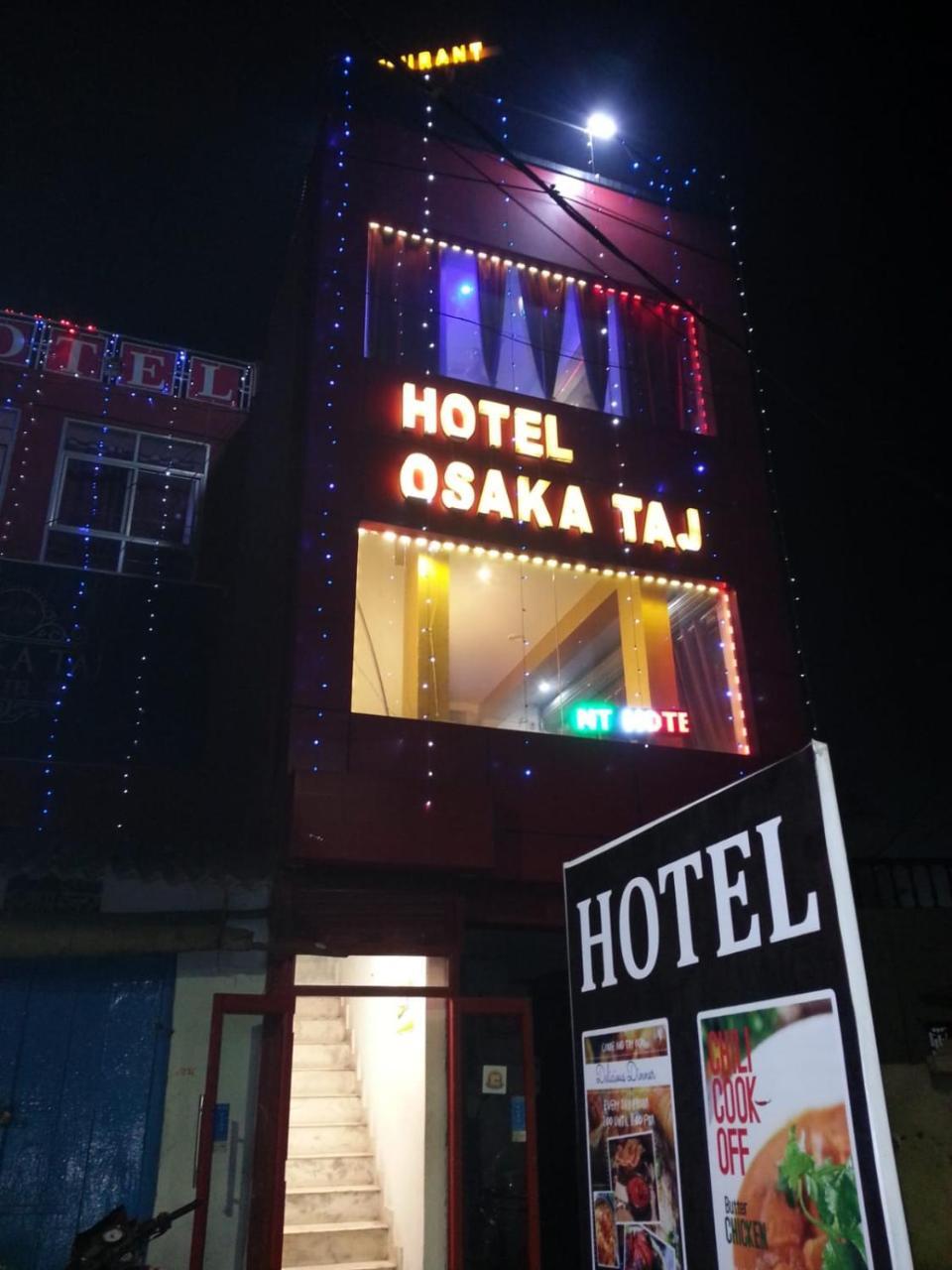 Osakataj Hotel Agra  Eksteriør billede